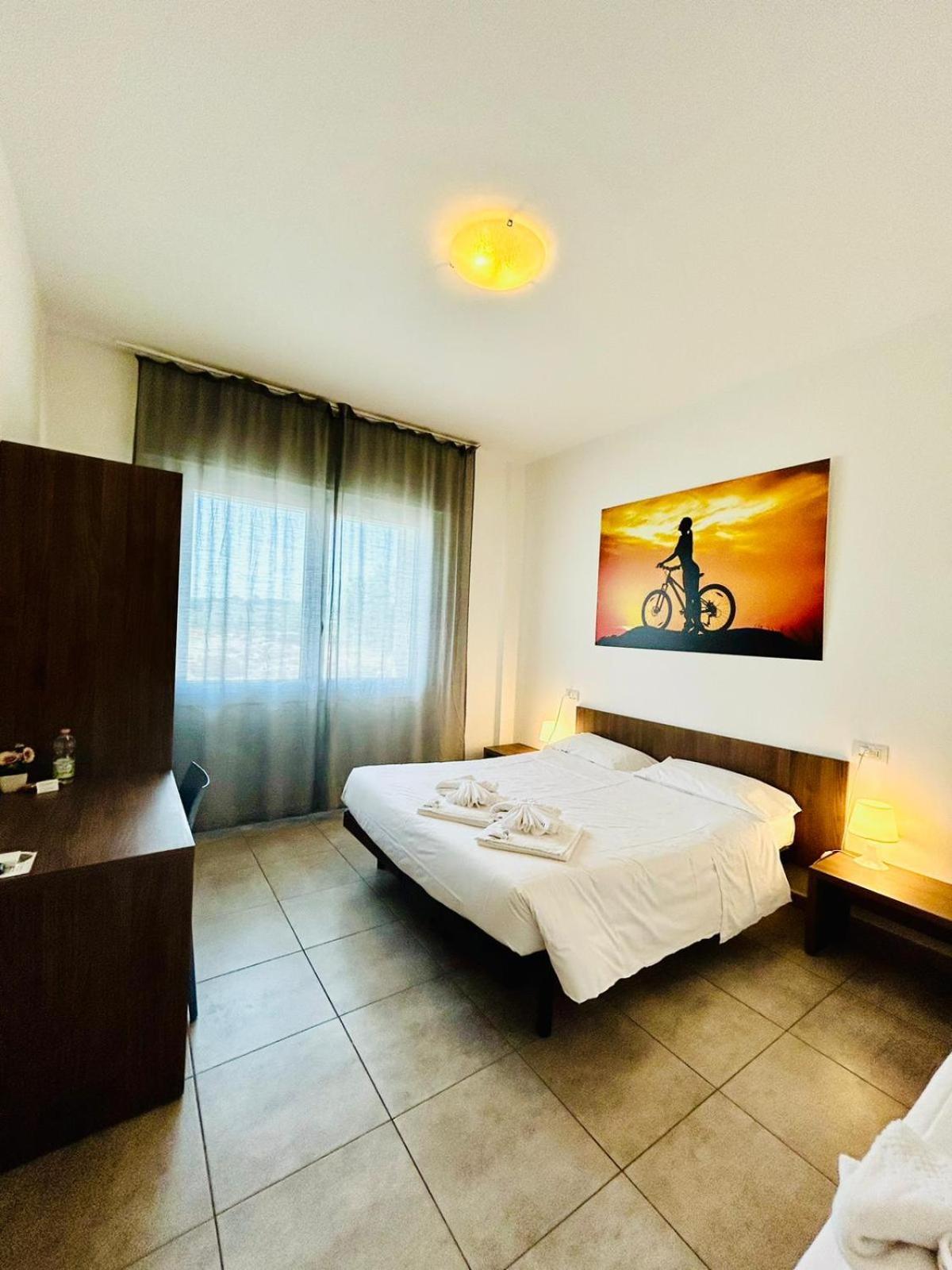 Hotel Bed & Bike Cesena Eksteriør bilde
