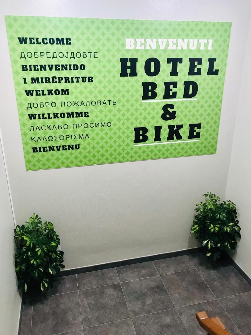 Hotel Bed & Bike Cesena Eksteriør bilde